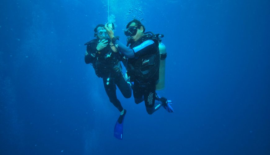 Fernando de Noronha - Scuba diving baptism - Batismo de mergulho